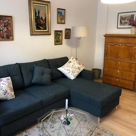 Ludwig Apartment *